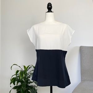 Banana Republic White & Navy Cap Sleeve Top. Size M